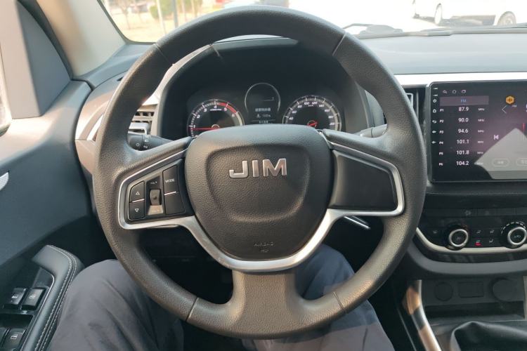 Used Isuzu JLM 2022 2.8T Classic Diesel Two-Wheel Drive Comfort Version with Long Wheelbase – JE493ZLQ6E