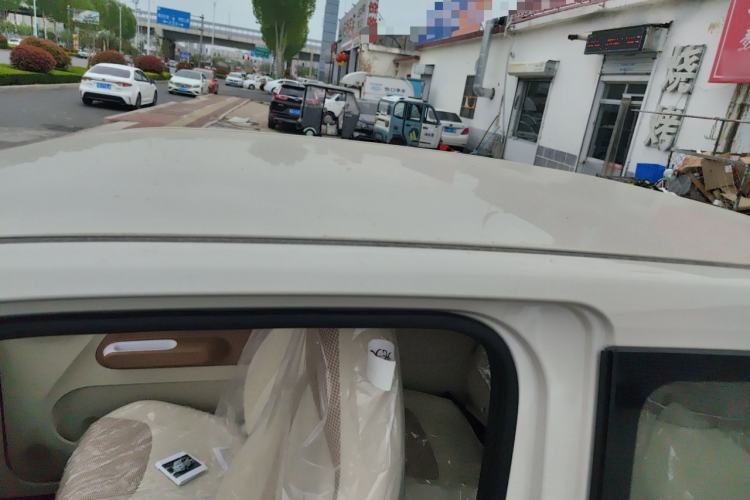 Used Wuling Hongguang MINIEV 2024 3rd Generation 215km Youth Edition Roof