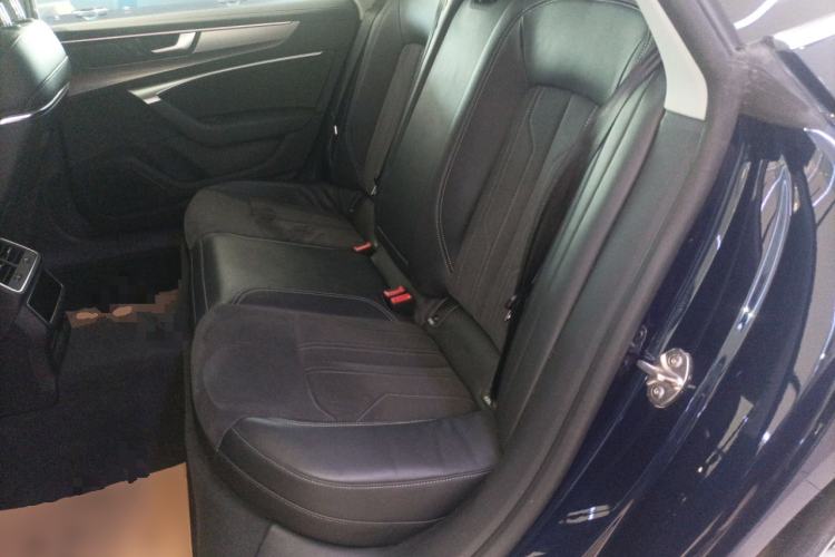 Used Audi A7L 2024 45TFSI S-line Dream-Building Edition Flow Crystal Package Left Rear Seat