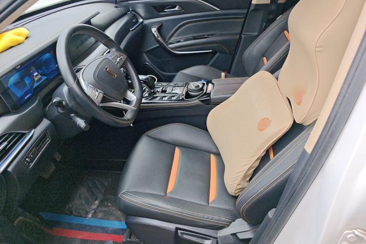 Used Bestune T77 2019 230 TID Automatic Prestige Version China V Emission Standard Left Front Seat