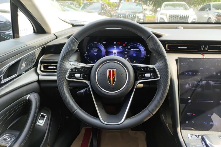 Used Hongqi H5 2024 2.0T Automatic Smart Connect Flagship Edition Steering Wheel