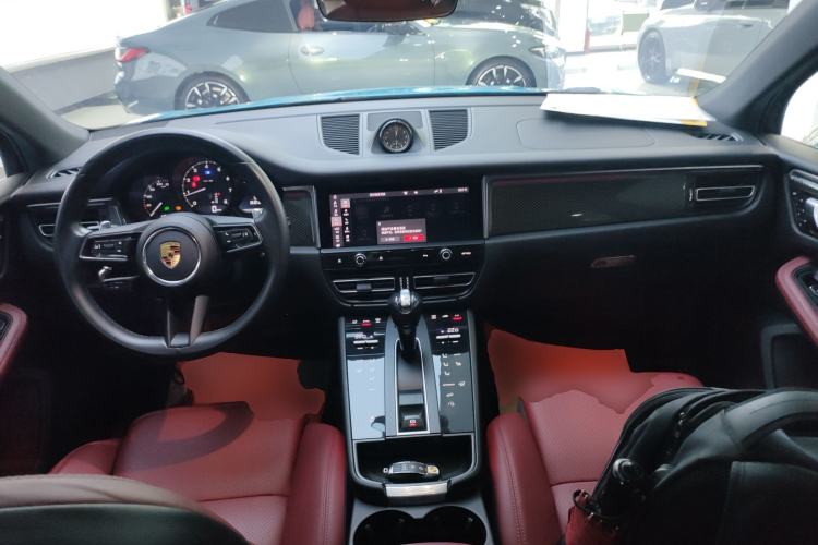 Used Porsche Macan 2022 Macan 2.0T Center Console