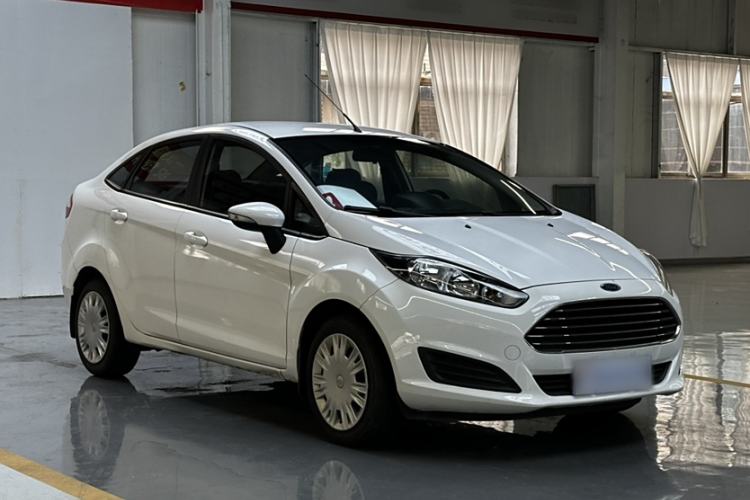 Used Ford Fiesta 2013 Sedan 1.5L Manual Fashion Edition