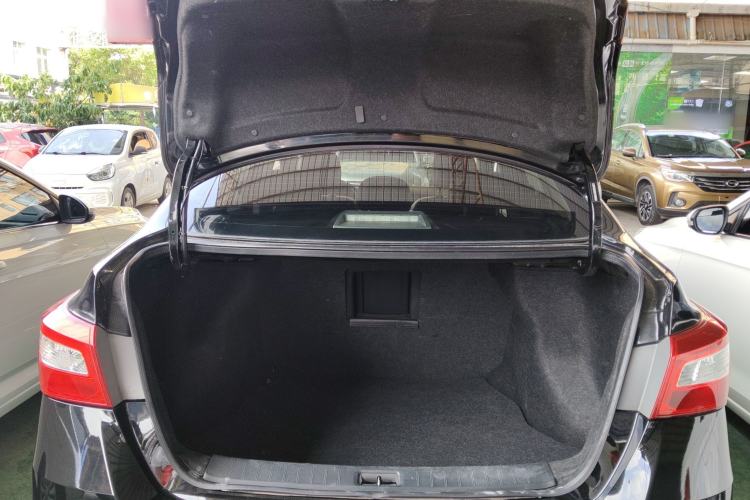 Used Nissan Sylphy 2019 1.6XV CVT Smart Connect Luxury Edition China VI Standard