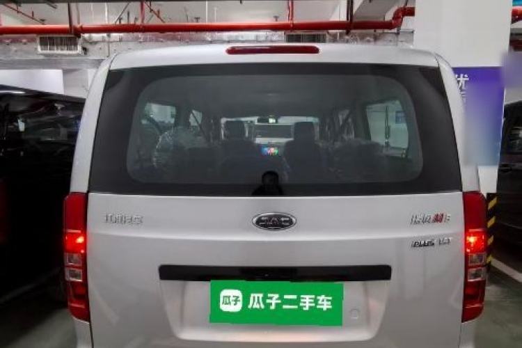 Used JAC Refine M3 2025 PLUS 1.5T Manual Classic Edition 7 Seats
