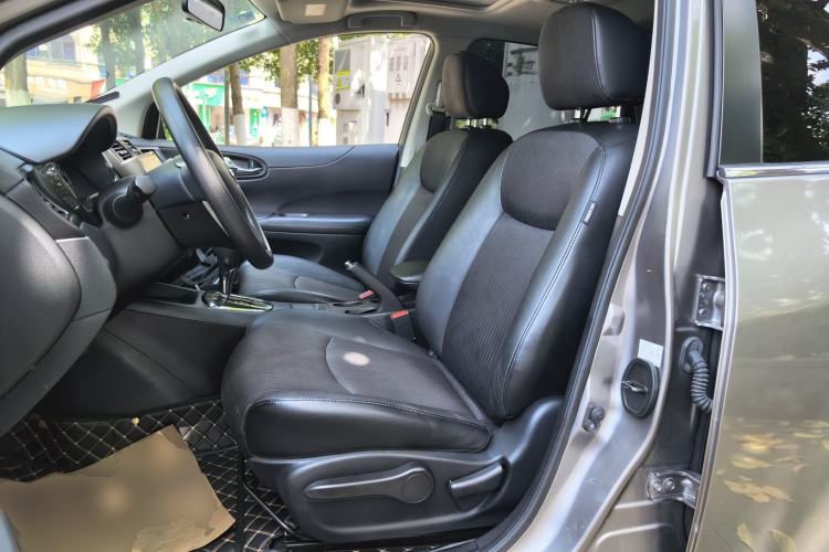 Used Nissan Tiida 2011 1.6L CVT Smart Version Left Front Seat