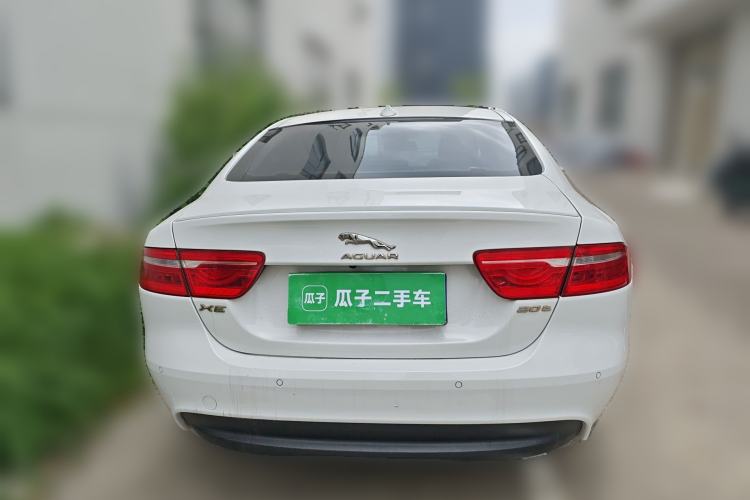 Used Jaguar XE 2015 2.0T 200 PS R-Sport
