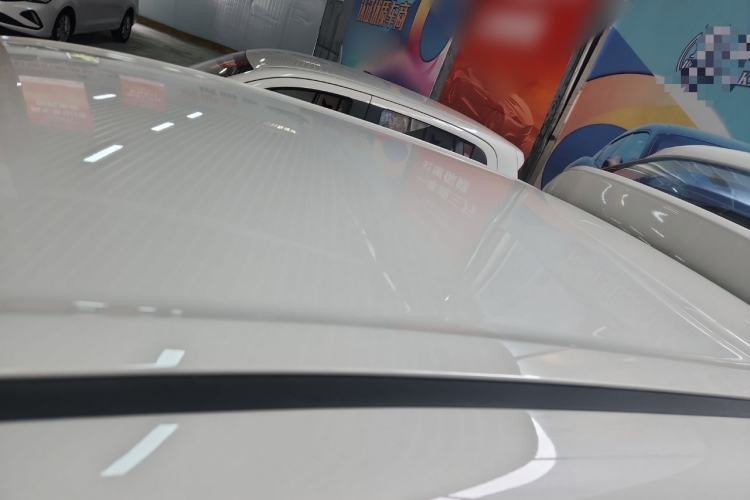 Used Wuling Hongguang MINIEV 2025 Four-Door Version Advanced Edition Roof