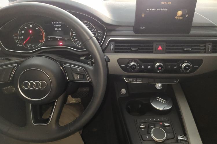 Used Audi A4L 2017 40 TFSI Ambition Edition