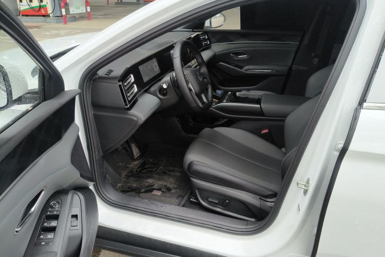 Used BYD Qin L 2026 DM-i 128KM Leading Edition Driver Seat