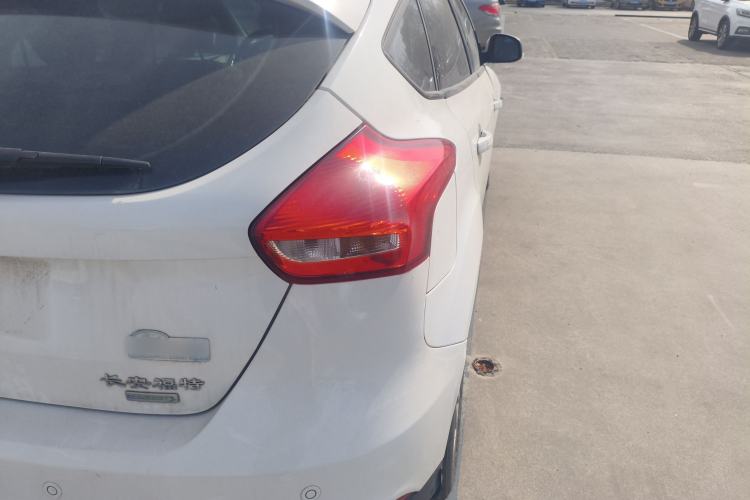 Used Ford Focus 2018 Two-Door Classic EcoBoost 125 Automatic Supercharged Style SmartDrive Edition