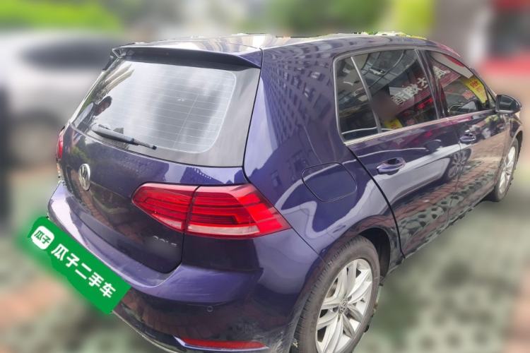 Used Volkswagen Golf 2018 230TSI Automatic Comfort Model Rear Right 45 Deg