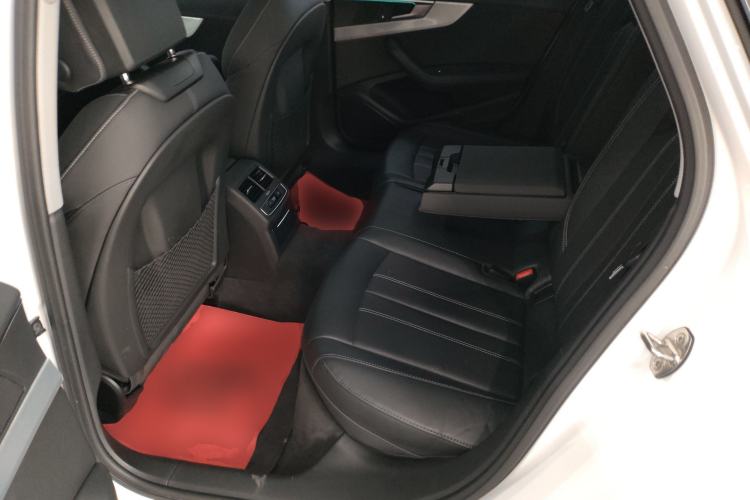 Used Audi A4L 2022 40 TFSI Luxury Dynamic Model