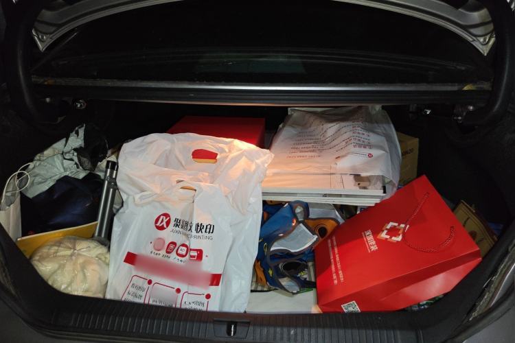 Used Toyota Avalon 2019 Dual-Engine 2.5L XLE Prestige Version China VI Standard
