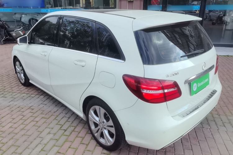 Used Mercedes-Benz B-Class 2015 B 200 Fashion Model