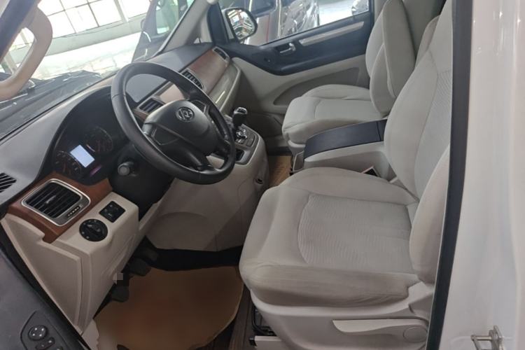 Used SAIC MAXUS G10 2016 2.0T Manual Elite Edition
