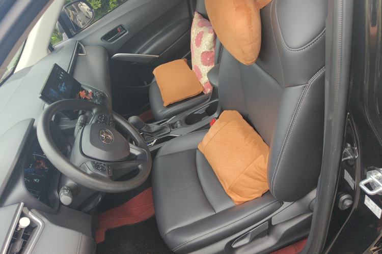 Used Toyota Corolla Cross 2024 2.0L Pioneer Edition
