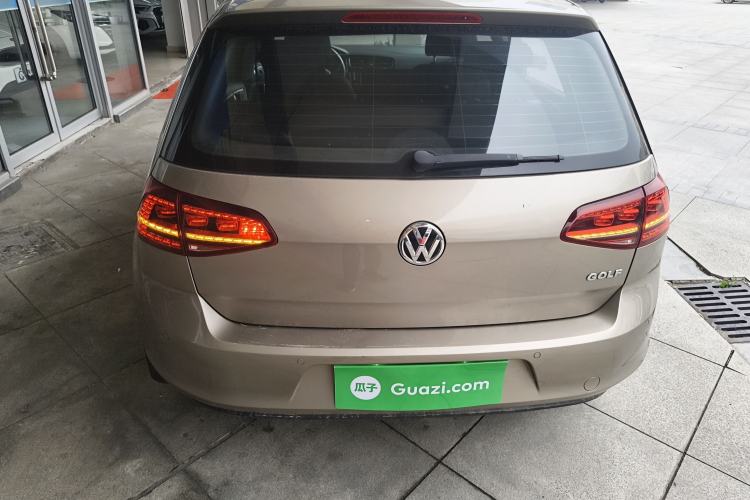 Used Volkswagen Golf 2017 1.6L Automatic Comfort Million-Vehicle Anniversary Edition