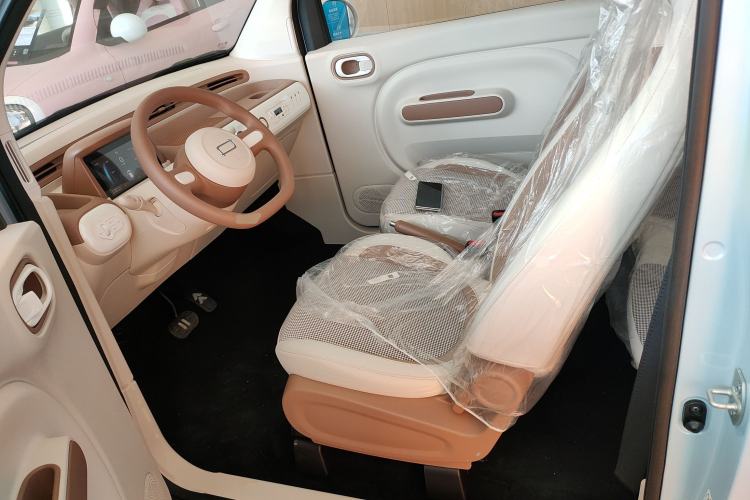 Used Bestune Pony 2026 222km Colorful Horse Left Front Seat