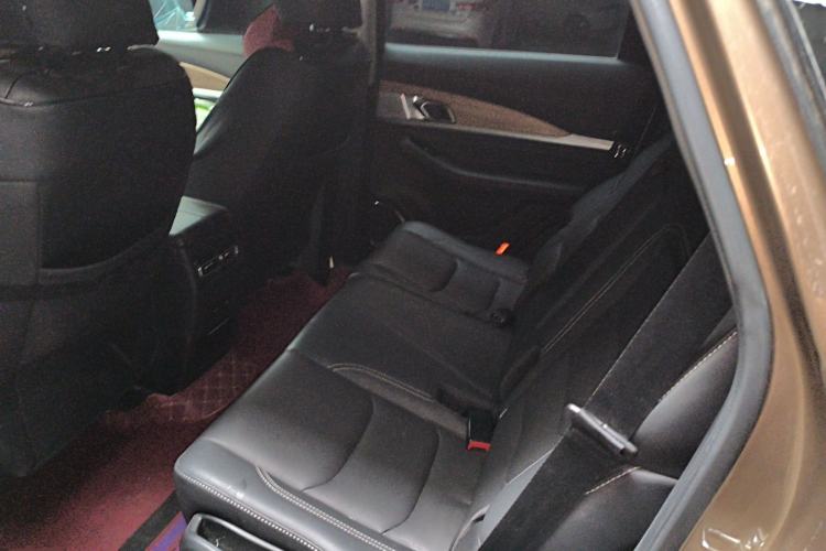 Used JETOUR X70 2020 1.5T DCT Luxury Edition 6 Seats