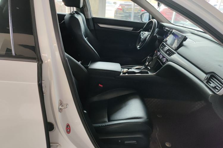 Used Honda Accord 2018 260TURBO Elite Edition China V Right Front Seat