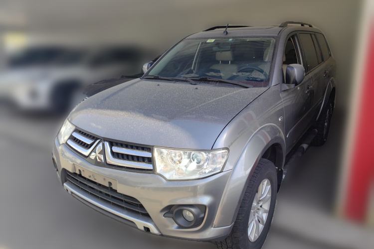 Used Mitsubishi Pajero Sport 2013 3.0L Automatic Two-Wheel Drive Luxury Edition