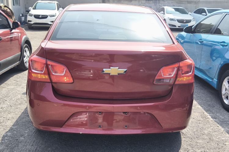 Used Chevrolet Cruze 2015 1.5L Classic SE MT Rear