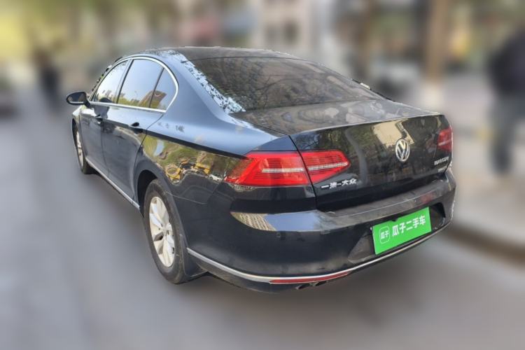 Used Volkswagen Magotan 2017 330TSI DSG Leading Model Rear Left 45 Deg