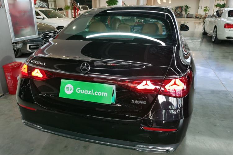 Used Mercedes-Benz E-Class New Energy 2024 E 350 e L Plug-in Hybrid Sedan Rear