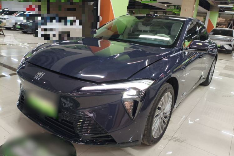 Used Buick L7 2025 Model Aivia