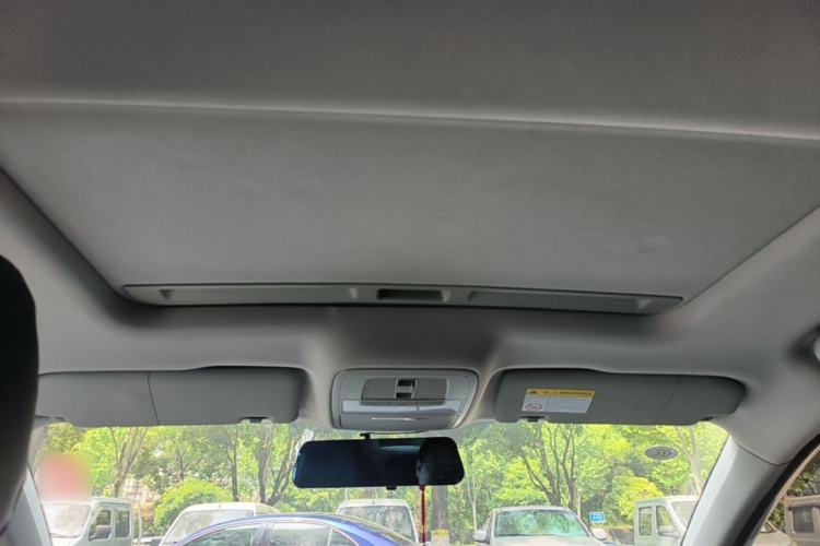 Used Roewe i6 2018 20T Manual Luxury Edition
