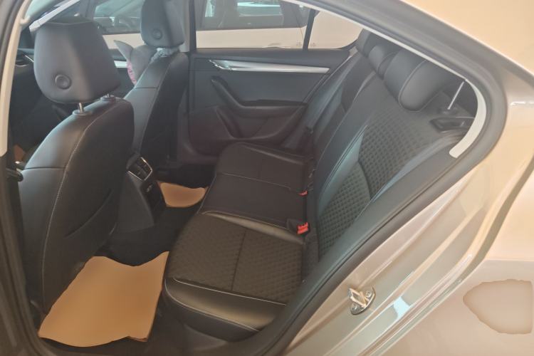 Used Skoda Octavia 2018 TSI230 DSG Luxury Edition