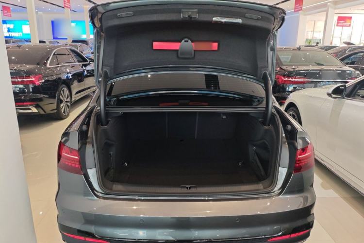 Used Audi A4L 2024 40 TFSI Luxury Dynamic Edition