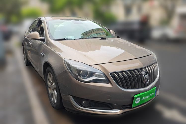 Used Buick Regal 2014 2.0L Elite Fashion Edition Front Right 45 Deg