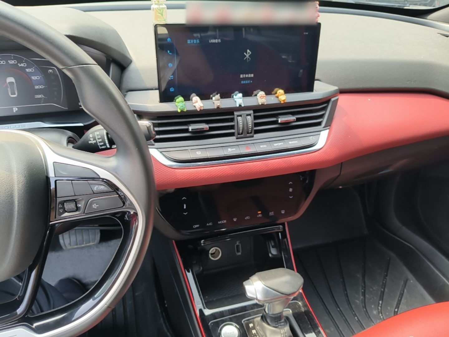 Dongfeng Aeolus Yixuan 2021 230T Automatic Hunter Edition — снимка 12