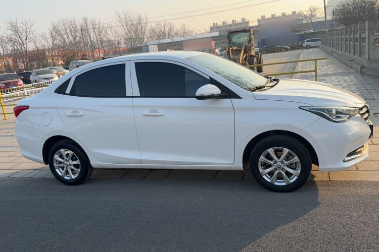 Used CHANGAN Alsvin 2019 1.4L Manual Comfort Edition China VI Standard