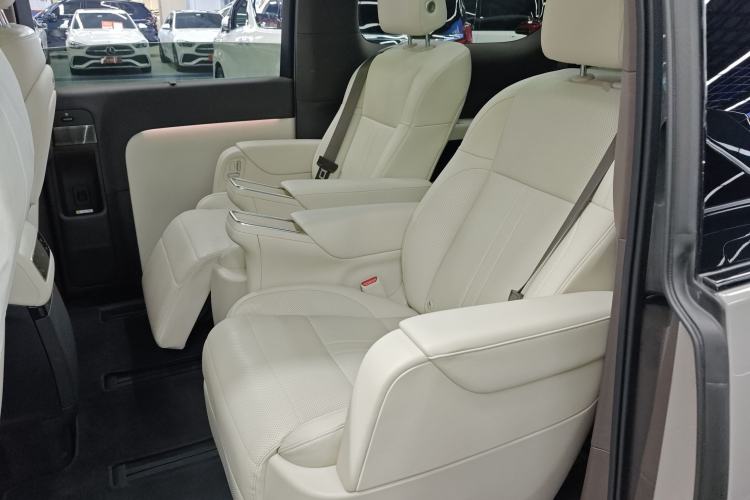 Used Li Auto MEGA 2024 Ultra Model
