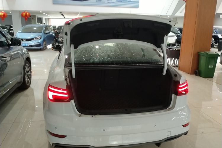 Used Audi A3 2019 Limousine 35 TFSI Fashion Edition China VI Emission Standard Trunk