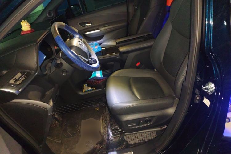 Used Toyota Granvia 2022 2.5L Hybrid Flagship Edition Left Front Seat