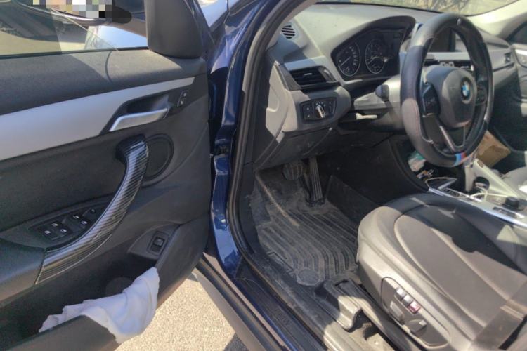 Used BMW X1 2016 sDrive18Li Premium Edition
