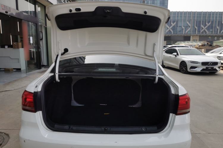 Used Volkswagen Lavida 2019 Lavida Start 1.5L Automatic Trendy Version China VI Standard
