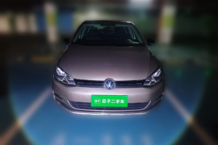 Used Volkswagen Golf 2017 1.6L Automatic Comfort Million-Vehicle Anniversary Edition
