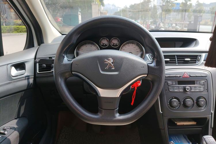 Used Peugeot 308 2014 Enjoy Edition Classic 1.6L Manual YouShang Model