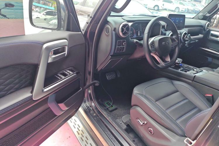 Used BAIC Off-Road BJ40 2023 2.0D Automatic Four-Wheel Drive Blade Hero Edition Adventurer Type
