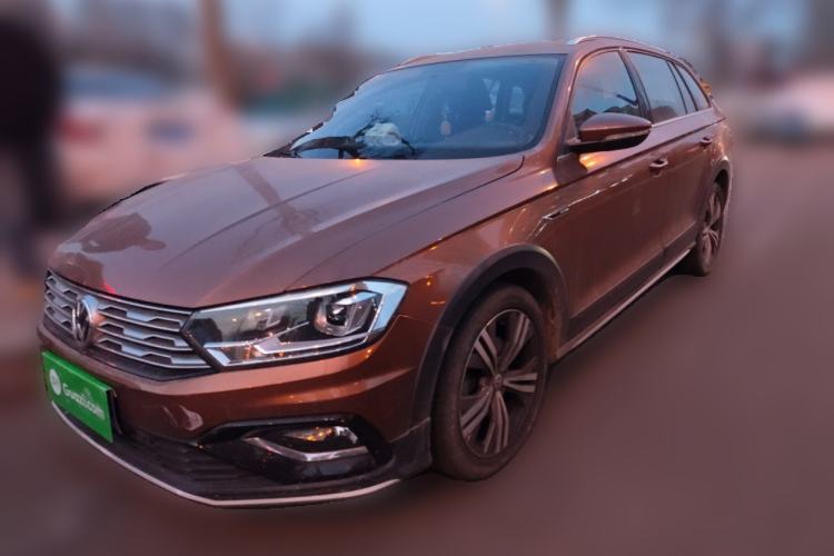 Used Volkswagen C-TREK 2018 230TSI DSG Luxury Version