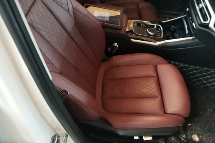 Used BMW i3 2022 eDrive 35 L
