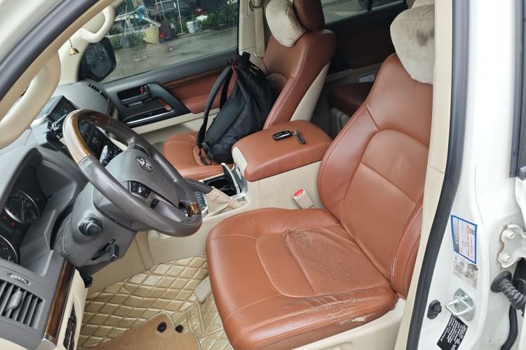 Used Toyota Land Cruiser  Left Front Seat