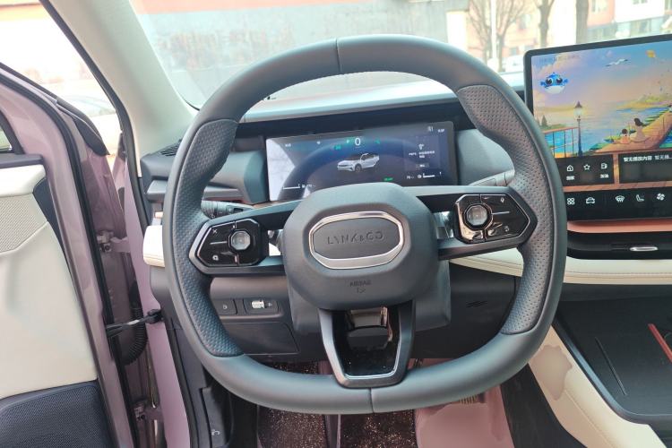 Used Lynk & Co 06 EM-P 2025 EM-P 126 Long-Range Halo
