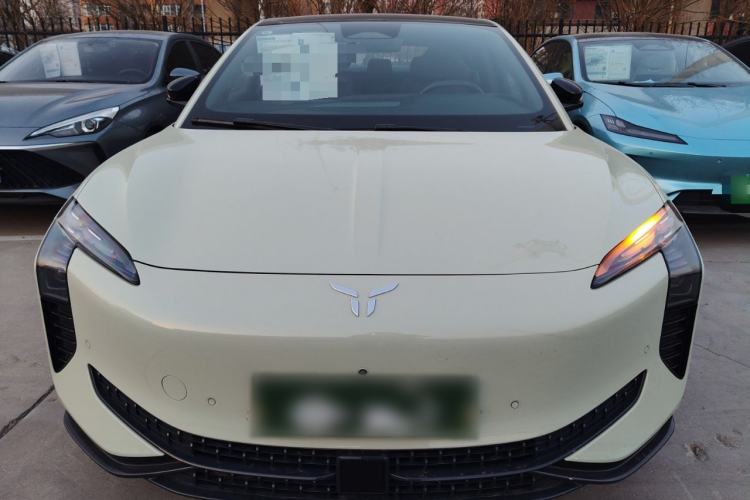 Used Hongqi EH7 2024 690 Pro Glory Edition