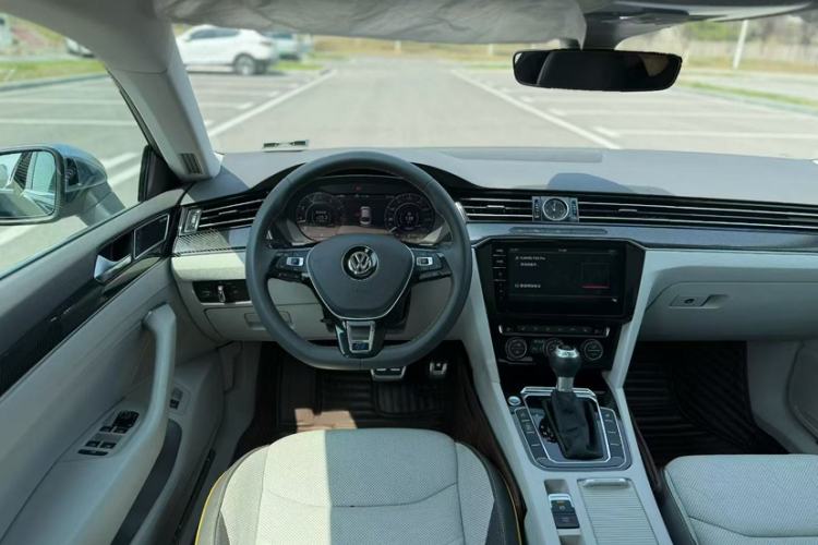 Used Volkswagen FAW-Volkswagen CC 2019 380TSI Yeyan Edition China VI Standard
